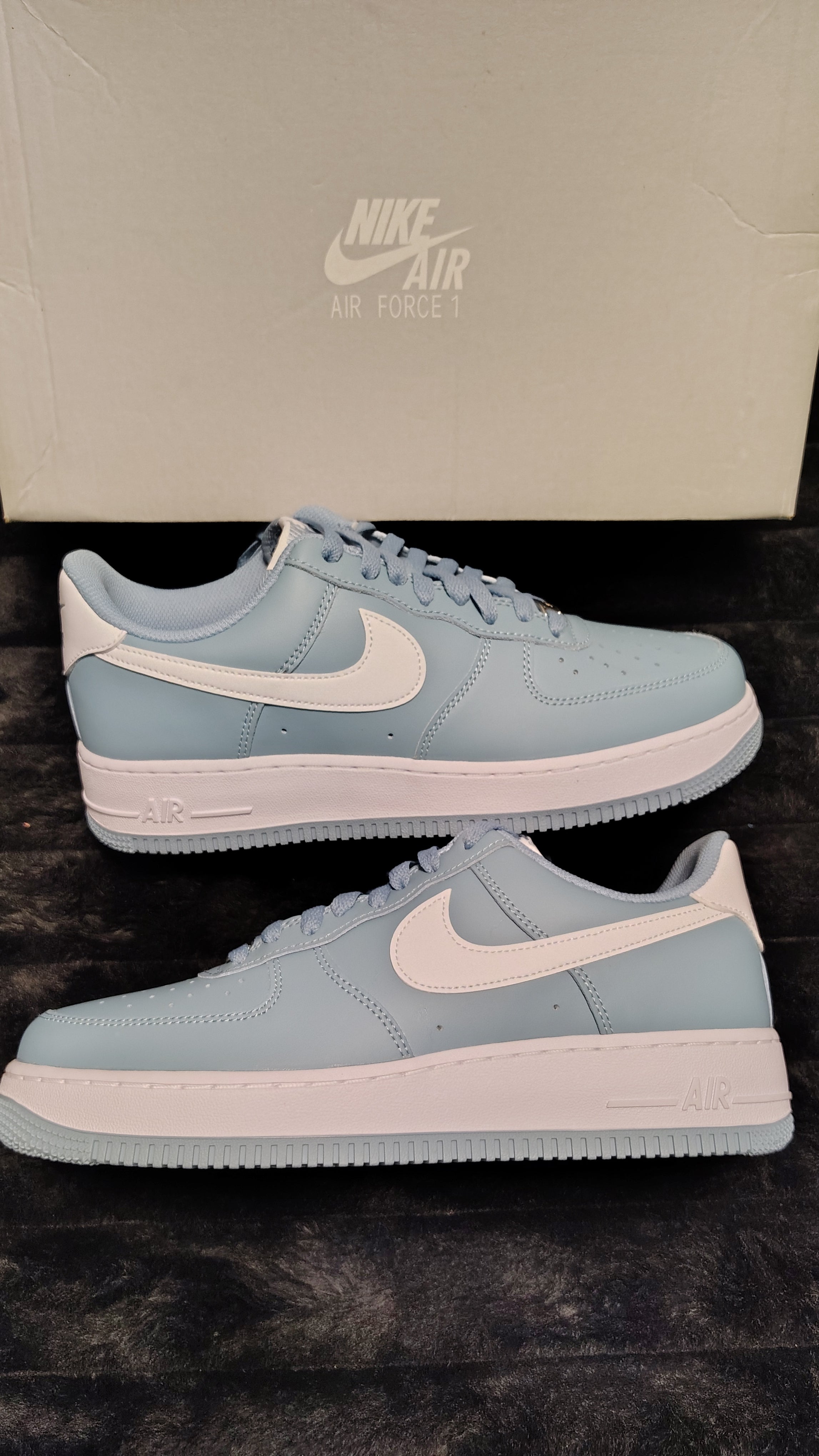 Air Force 1 worn blue