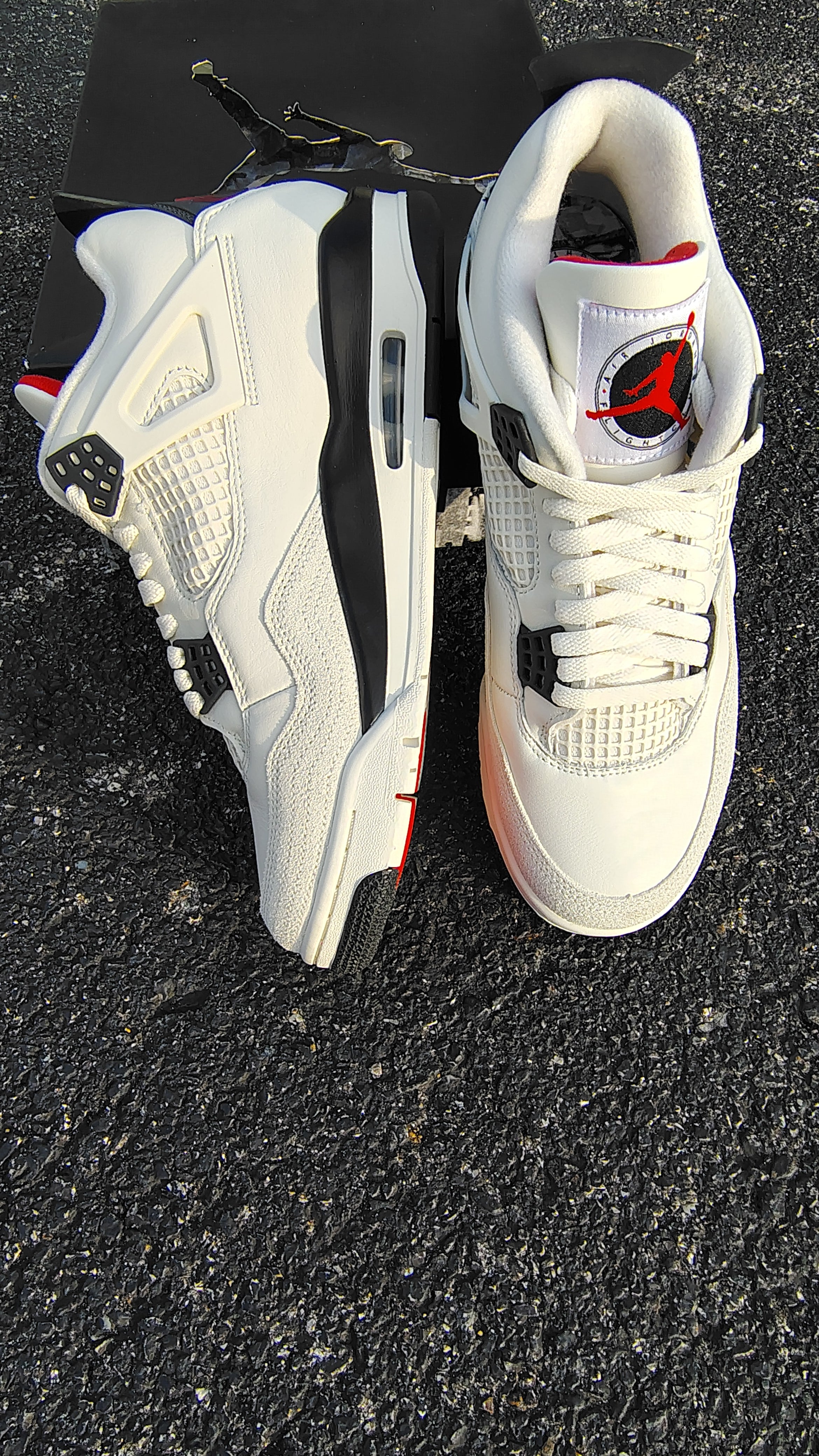 Jordan Retro 4 flight club