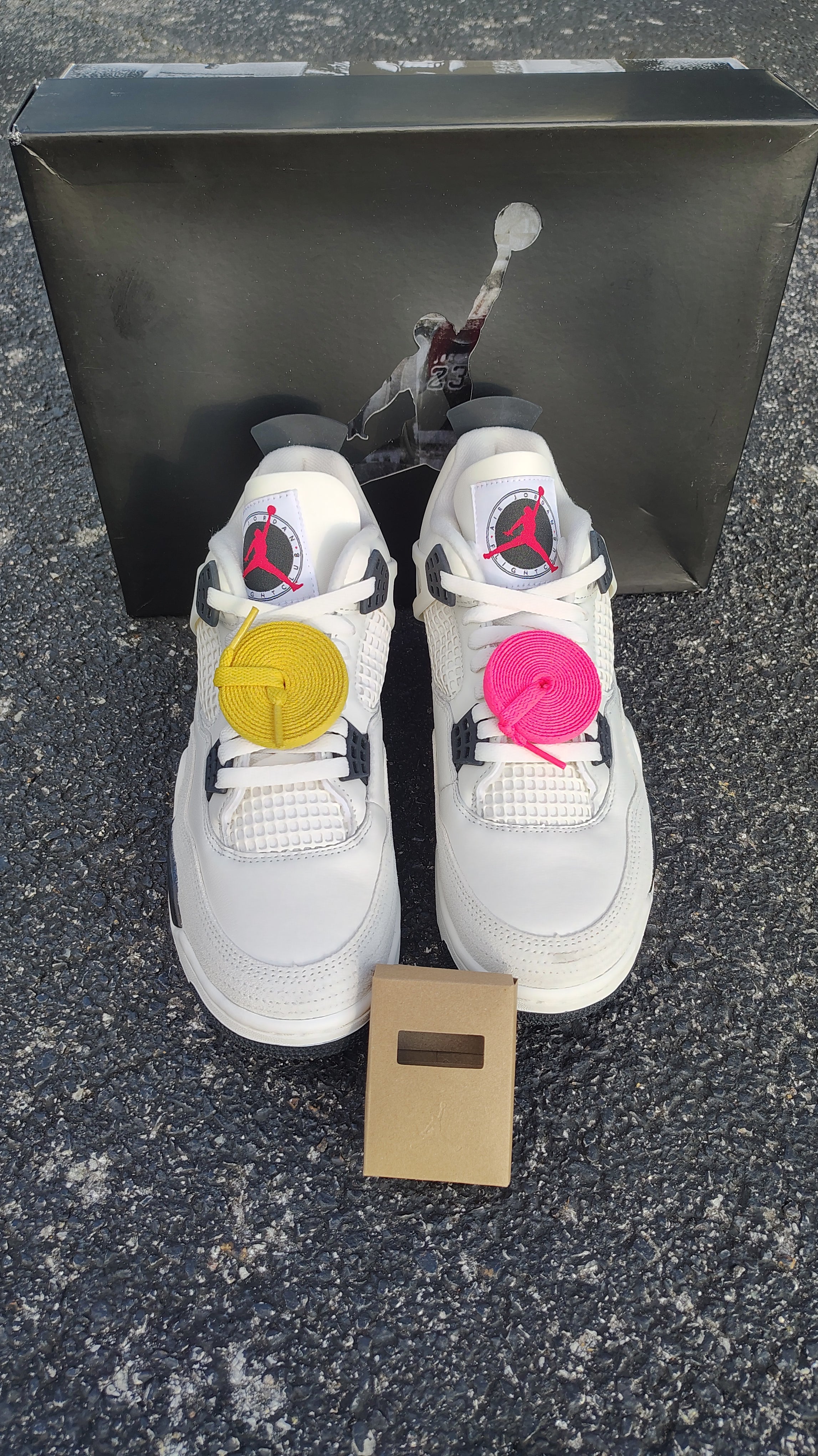 Jordan Retro 4 flight club