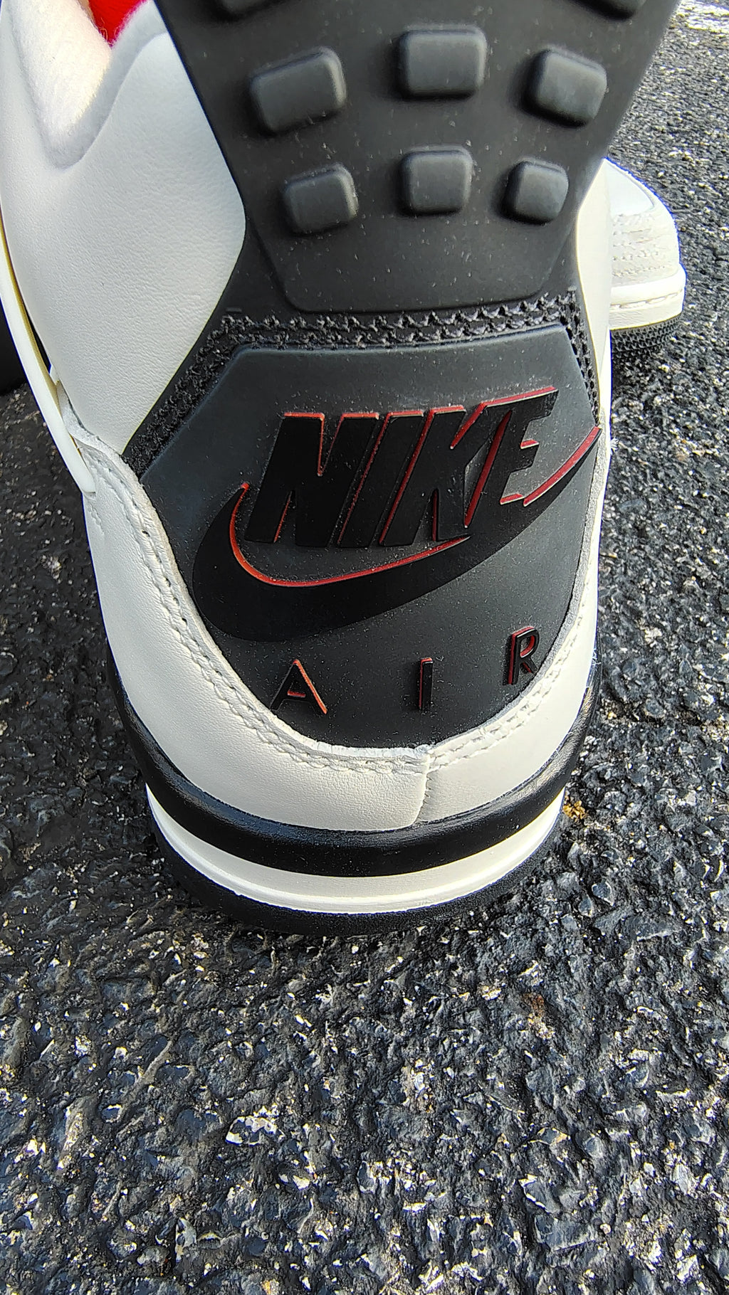 Jordan Retro 4 flight club