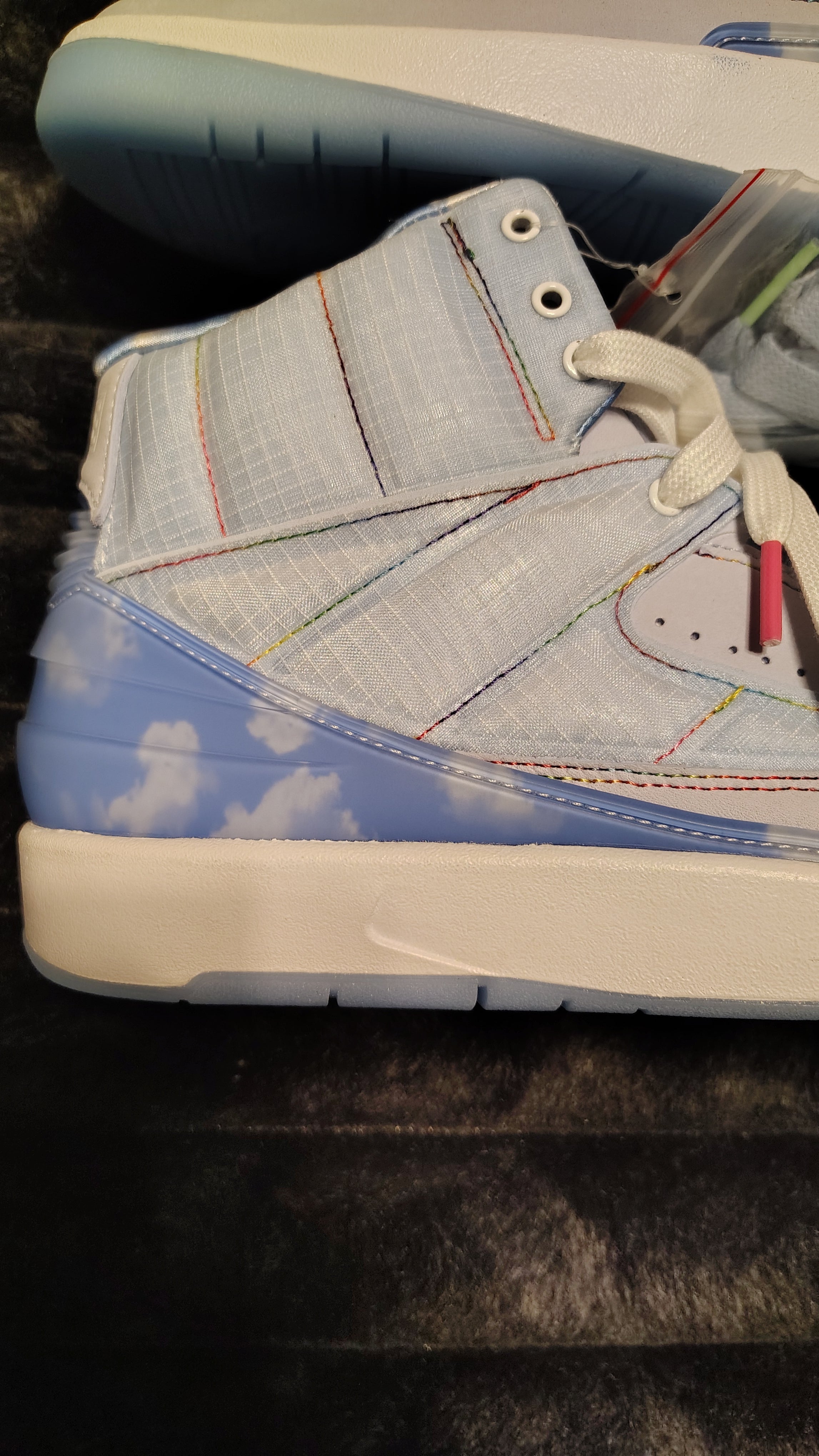 Jordan Retro 2 ( J.Balvin Exclusive)