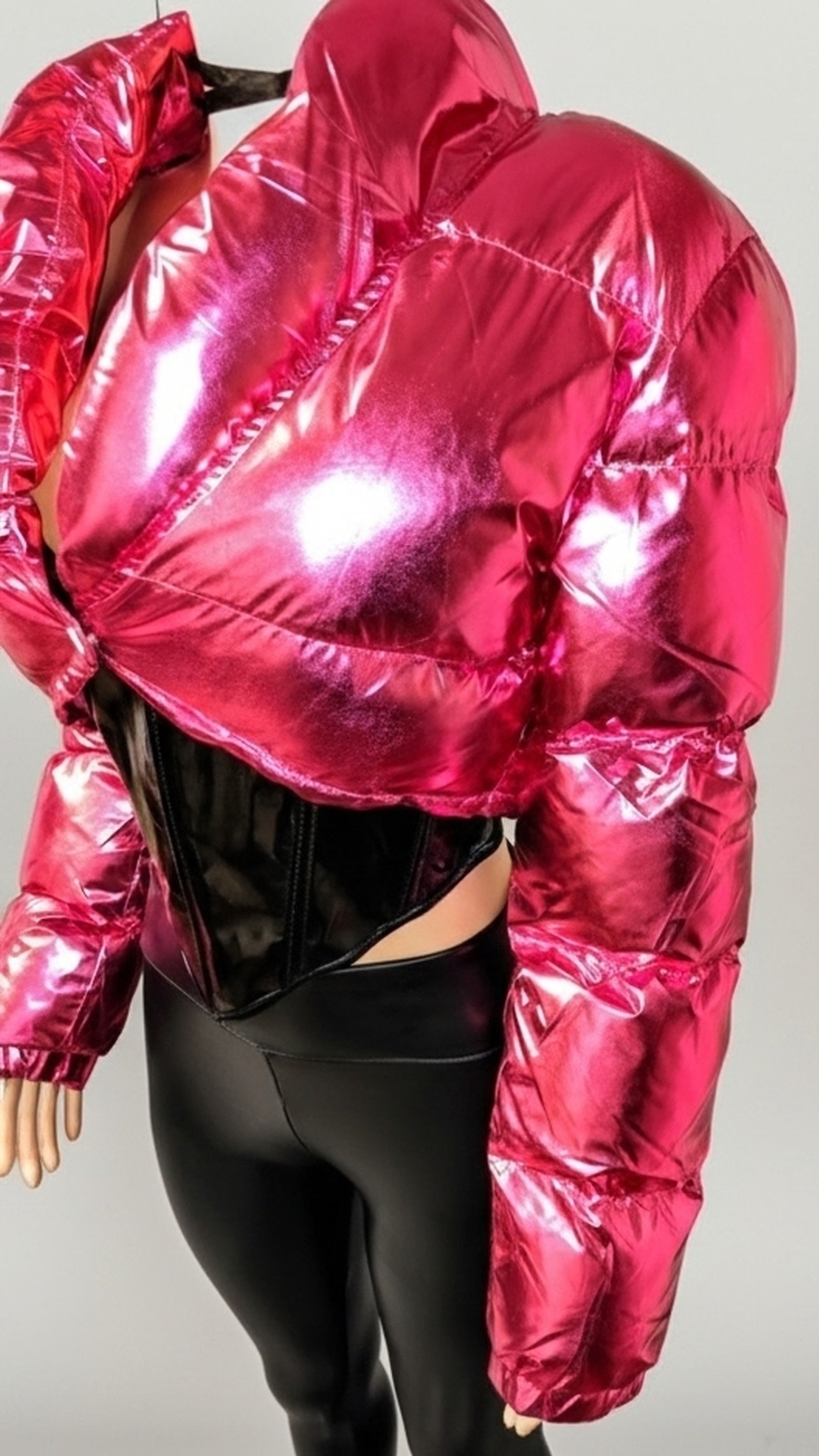 Crop puffer jacket ( matallic pink)